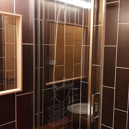 2 Pieces Pour 5 Pers, Au Pied Des Pistes, 24m², Vieil Alpe, Alpe D'huez - Fr-1-405-217 * Huez